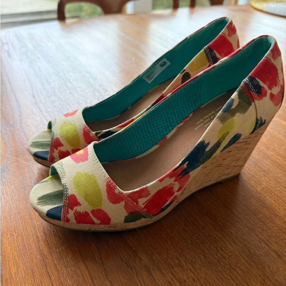 Toms Multicolor Floral Cork Wedge Peep Toe